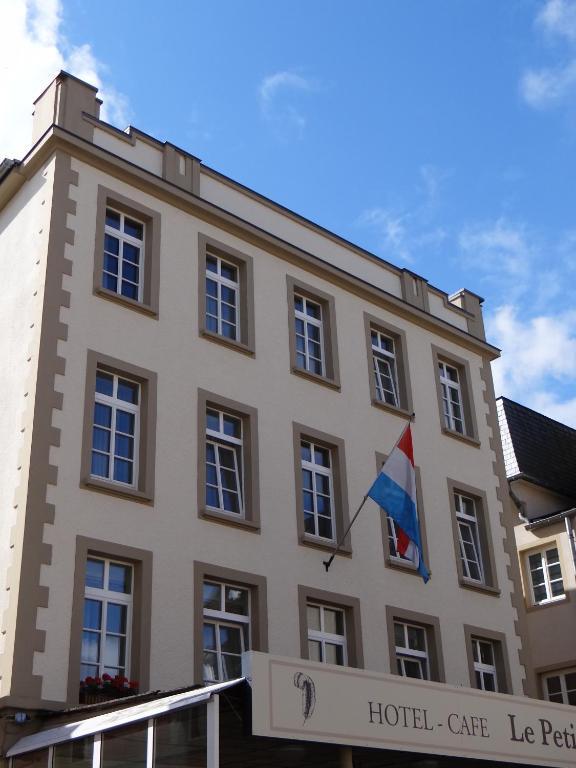 Le Petit Poete Hotel Echternach Zewnętrze zdjęcie